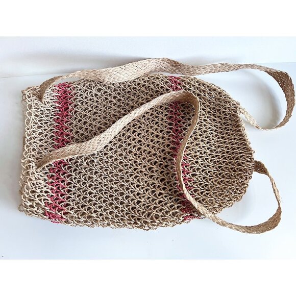 Easy Woven Iraca Backpack with Tassel Tie Closure main image 6